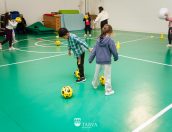 Galeria de Fotos - (Português) Projeto Bola Mágica em ação em Tábua