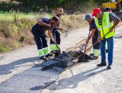 Galeria de Fotos - Reparação de via repõe condições de circulação