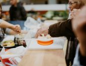 Galeria de Fotos - Doces Natalícios encantam Paladares no Mercado Municipal