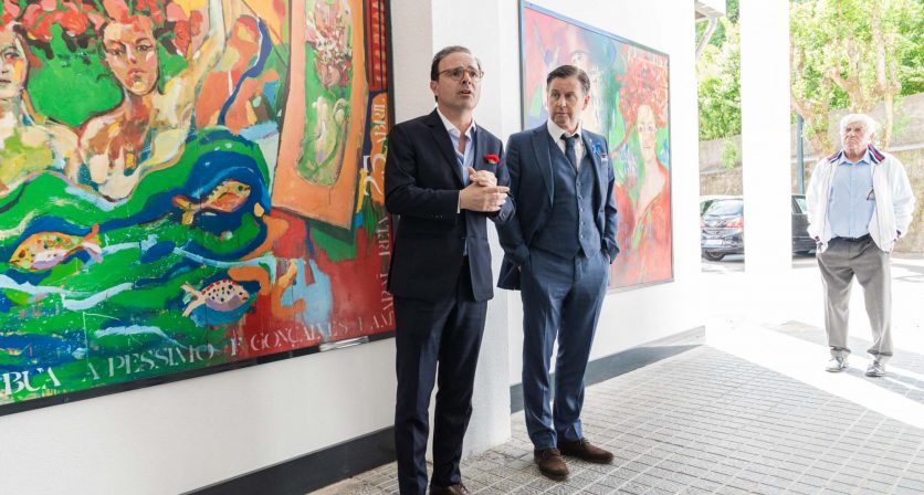 Pintura urbana celebra ideais de Abril em Tábua