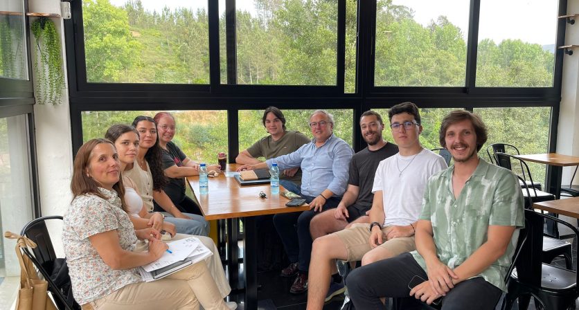 (Português) Conselho Municipal de Juventude reuniu na Praia Fluvial da Ronqueira