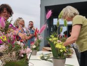 Galeria de Fotos - (Português) OFICINA DE ARRANJOS FLORAIS