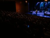 Galeria de Fotos - (Português) Sara Correia encantou e esgotou o Centro Cultural de Tábua em dois concertos memoráveis