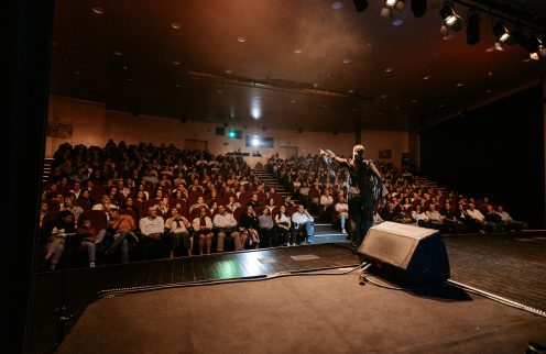 (Português) Sara Correia encantou e esgotou o Centro Cultural de Tábua em dois concertos memoráveis