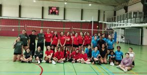 Centro Municipal de Gira Volei participa em encontro da modalidade