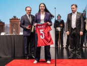 Galeria de Fotos - (Português) Sessão Solene marca Feriado Municipal