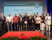 Galeria de Fotos - (Português) Sessão Solene marca Feriado Municipal