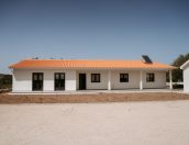 Galeria de Fotos - Inauguração do edifício da Antiga Escola do Covelo em DIa de Feriado Municipal